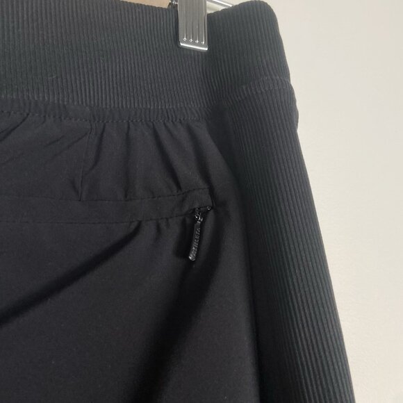 Athleta Brooklyn Mid Rise Ankle Pants Black Size 8 Athleisure Workwear Athletic - Picture 4 of 11
